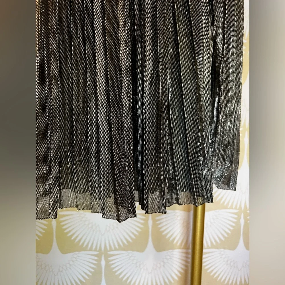 A Beautiful Soul Shawna Skirt - Gunmetal - Picture 5 of 8